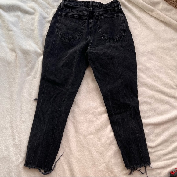 ABERCROMBIE & FITCH CURVE LOVE HIGH RISE MOM JEANS - Picture 5 of 9